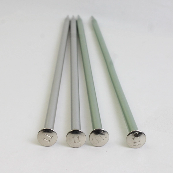 2 Pairs Susan Bates Aluminum Knitting Needles Green and Gray 14" Long Size 11
