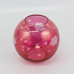 Vtg MCM Cranberry Glass Etched Floral Design Glass Globe Vase 6” Tall