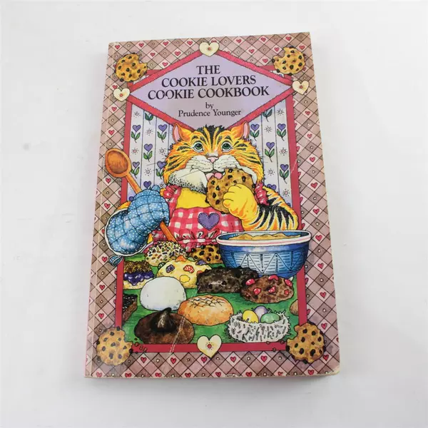 The Cookie Lovers Cookie Cookbook Paperback Book by Prudence Younger 1988