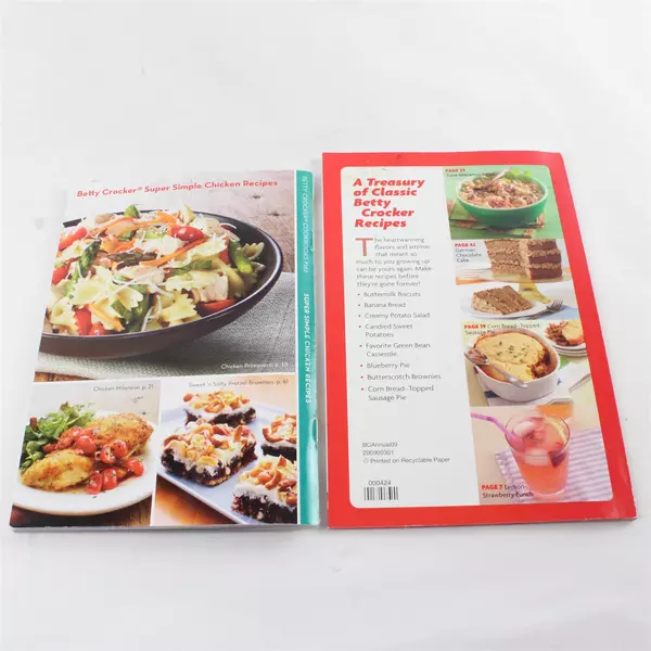 Lot of 2 Betty Crocker Cookbooks Timeless Classics & Super Simple Chicken