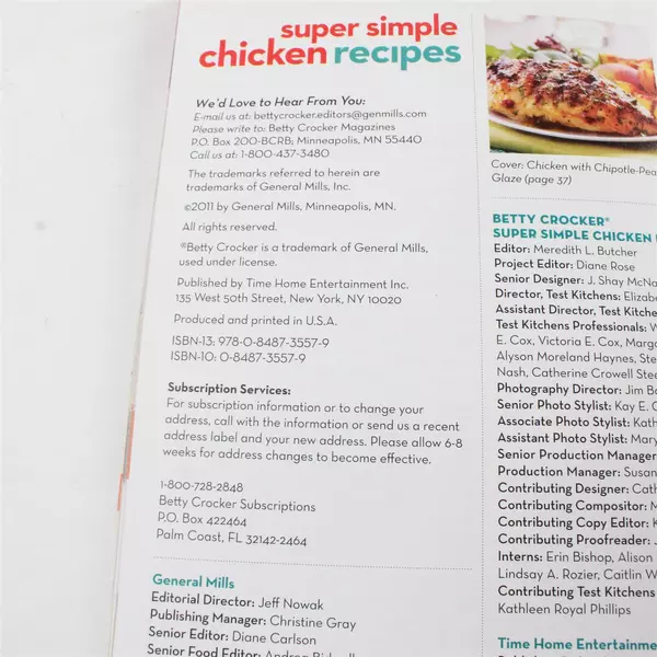 Lot of 2 Betty Crocker Cookbooks Timeless Classics & Super Simple Chicken