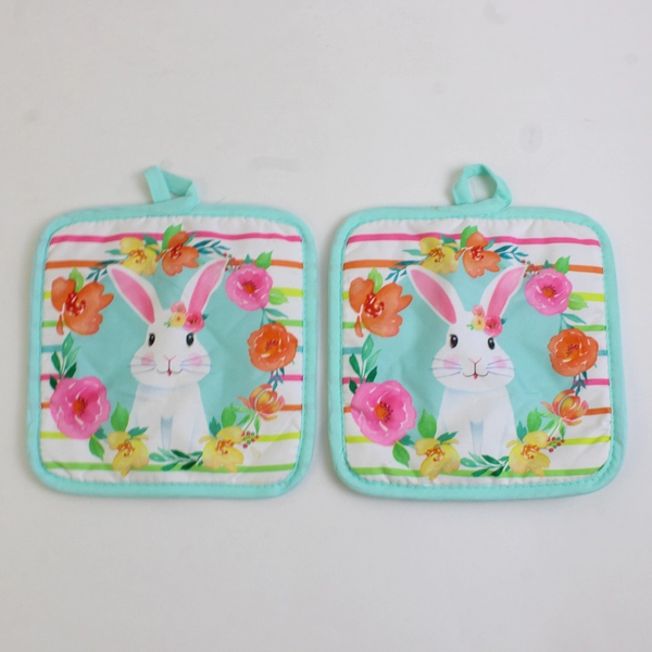 Lot Of 2 Unbranded Matching Pot Holders Bunny With Flowers Pastel 7.5" x 7.5"