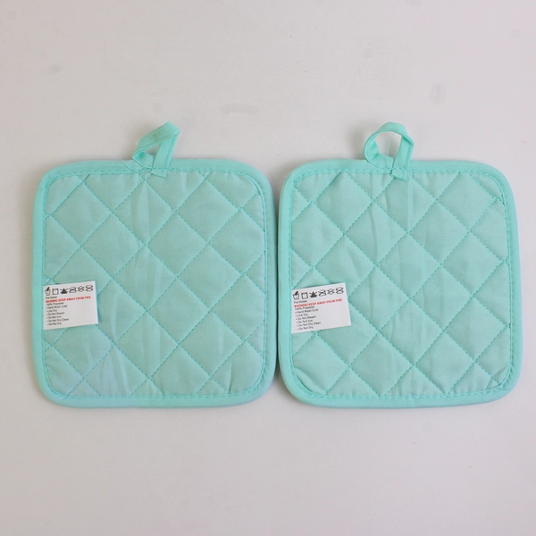 Lot Of 2 Unbranded Matching Pot Holders Bunny With Flowers Pastel 7.5" x 7.5"