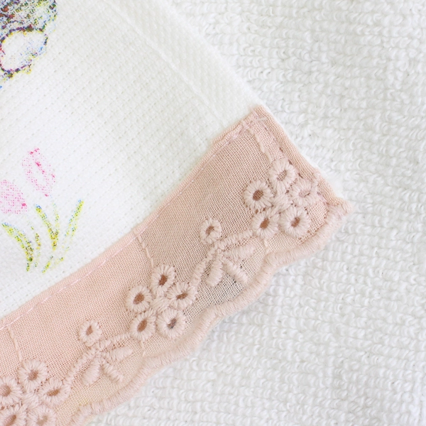 Place & Time Happy Easter Bunny Pattern Kitchen Towel 100% Cotton 2021 (W/ Tag)