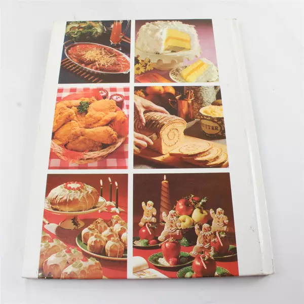 Crisco's Favorite Family Foods Cookbook 1973 Procter & Gamble Hardcover