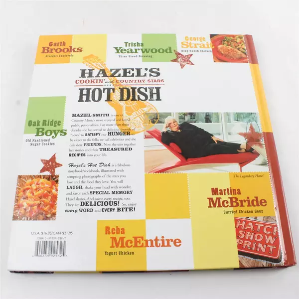 Hazel's Hot Dish: Cookin' with Country Stars - Hazel Smith Hardcover