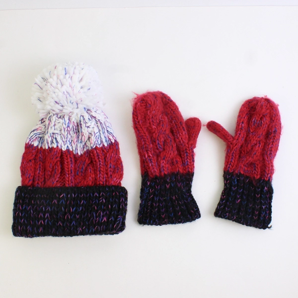 3 Pc Set Knit Beanie and Mittens Kids' Size Large Age 7-10