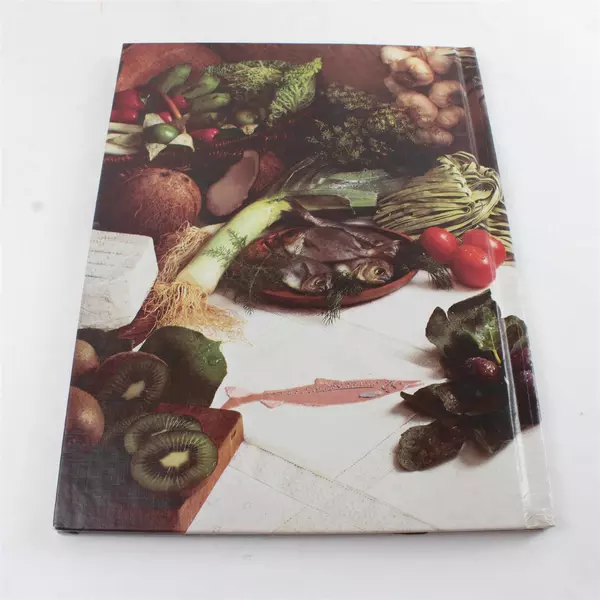 Avon International Cookbook 1983 BH&G Test Kitchen Vintage Cookbook
