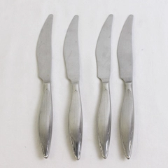 Lot of 4 IKEA Smide Pattern Stainless Steel Dinner Knives Serrated 9" Good
