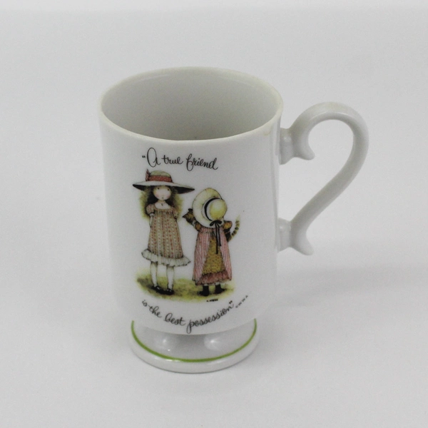 1973 Holly Hobbie Pedestal Porcelain Coffee Tea Mug Cup Japan 'A True Friend'
