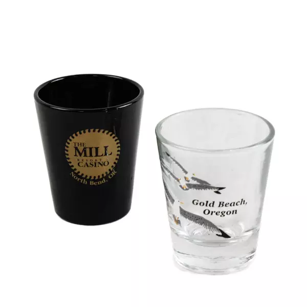 Set of 2 Souvenir Shot Glasses Oregon - Mill Resort North Bend & Gold Beach