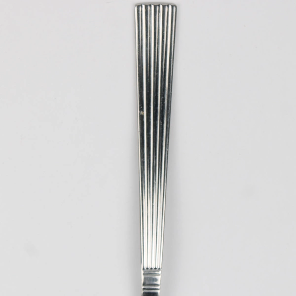 6 Wallace Silver Manhattan Pattern Oval Soup Spoons 18/8 Stainless 7.75" Good