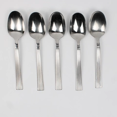 5 Wallace Silver Manhattan Pattern Oval Soup Spoons 18/8 Stainless 7.75" Good