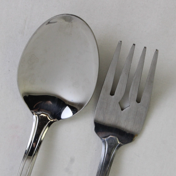 Lot Of 5 Oneida Silver Midtowne (Stainless) Flatware 4 Soup Spoons & Salad Fork