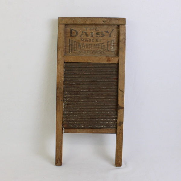 "The Daisy" Washboard Made by Howard Woodenware from Kent, WA 7.5"x17"