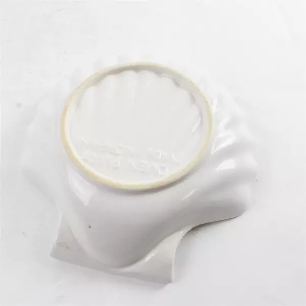 White Ceramic Scallop Shell Baking Dish 6.5" x 6.5" Individual Serving
