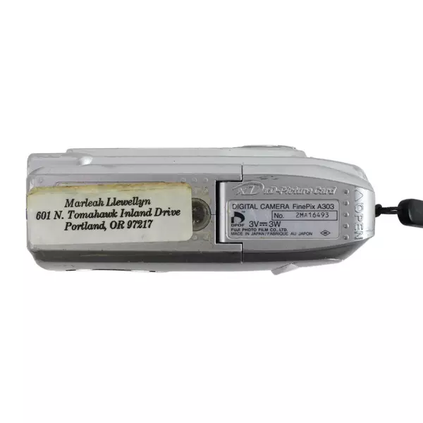 Compact Digital Camera Fujifilm Finepix A303 Silver, 3.2MP, FinePix, No Cord