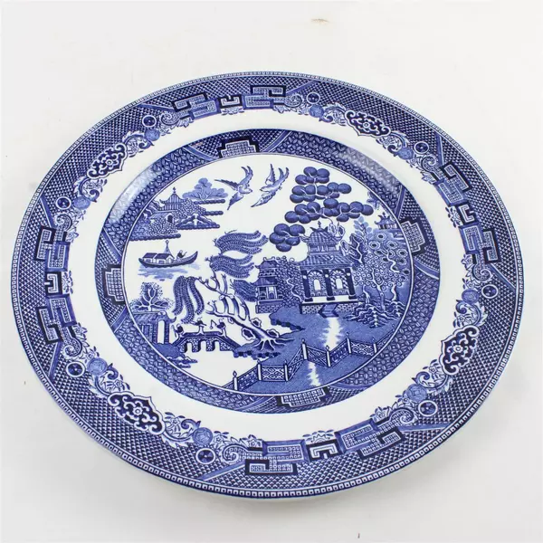 Johnson Brothers England Blue Willow 11" Dinner Plate