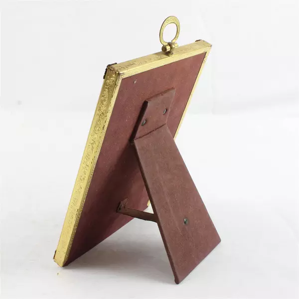 Gold Trimmed 5x7 Picture Frame Desk/Tabletop Classic Gold Finish