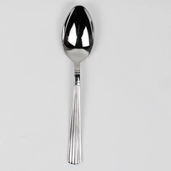 A Wallace Silver Parker Pattern 18/10 Stainless Oval Soup Spoon 7.75" Good