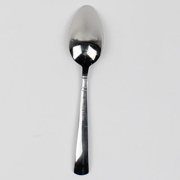 A Wallace Silver Parker Pattern 18/10 Stainless Oval Soup Spoon 7.75" Good