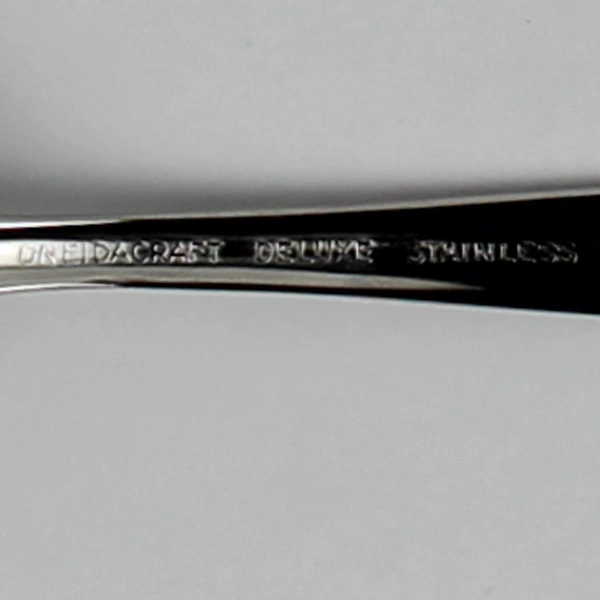 Lot of 6 Oneida Satin Accent Stainless Sugar Spoons (Teaspoons)