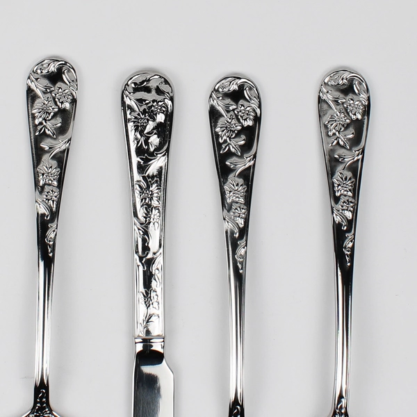 Lot of 4 Reed & Barton Queen's Garden Pattern Stainless Serving Utensils