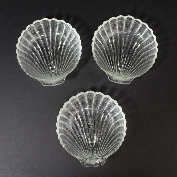 Set of 3 Vintage Anchor Hocking Clear Glass Shell Salad Serving Bowls