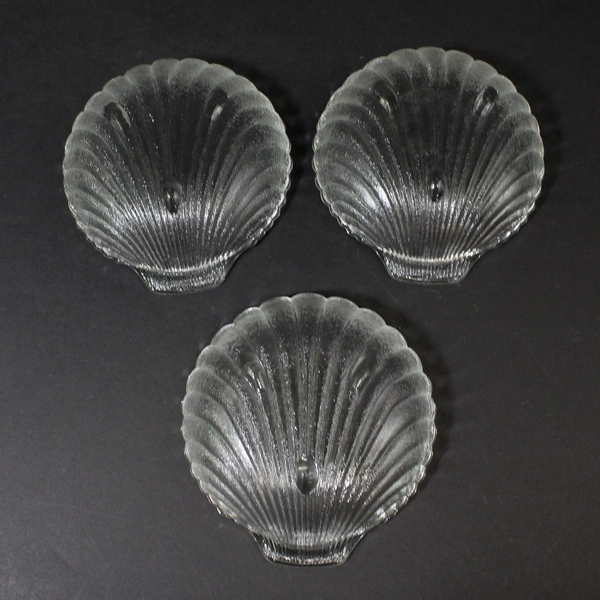 Set of 3 Vintage Anchor Hocking Clear Glass Shell Salad Serving Bowls