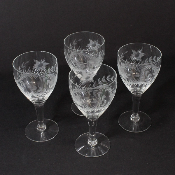 Set of 4 Etched Floral And Vine Wine Glasses 6.5"