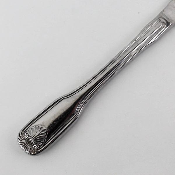 4 Reed & Barton Rebacraft Stainless Colonial Shell II Dinner Knives Korea 2004