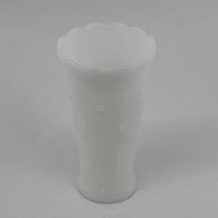 Vintage Anchor Hocking W58 Dots & Arrows 7.25" Milk Glass Vase