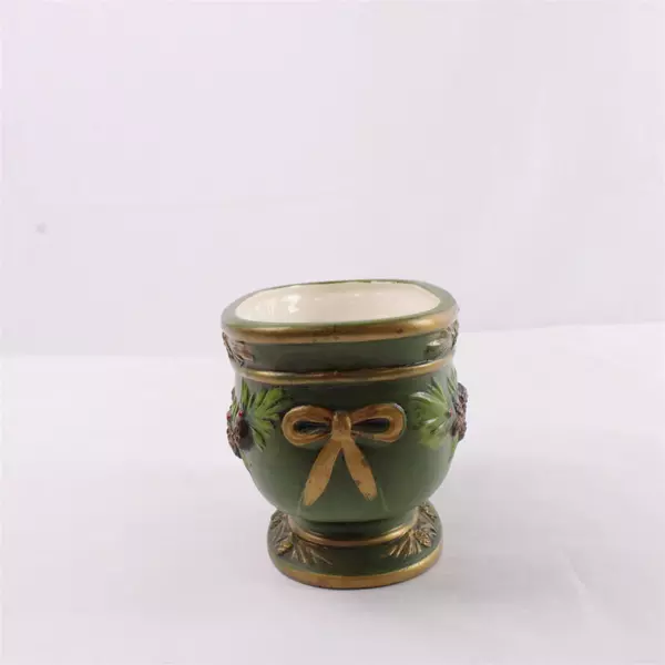 Vintage Napcoware Japan Oval Christmas Planter X-8649 Green Pinecones Berries