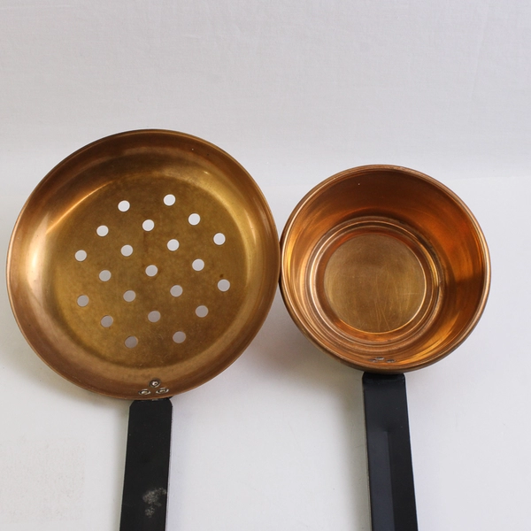 Lot of 2 Vintage Copper Kitchen Utensils Pan and Large Sieve 