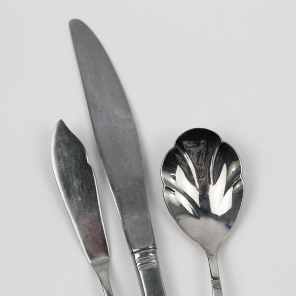 Lot Of 5 Oneida Silver Nordic Crown (Stainless) Flatware 3 Knives 2 Sugar Spoon