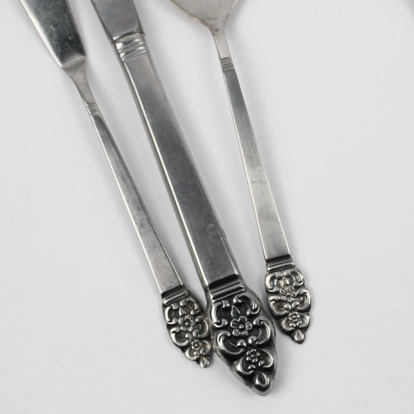 Lot Of 5 Oneida Silver Nordic Crown (Stainless) Flatware 3 Knives 2 Sugar Spoon