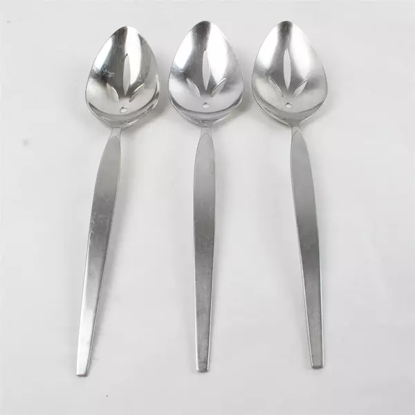 Set of 3 Oneida Satinique Stainless Pierced Serving Spoons 8.25"