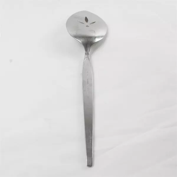 Set of 2 Oneida Satinique Stainless Pierced Pie Servers 9.5"