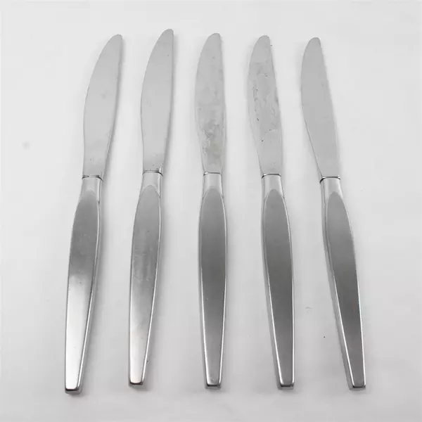 Set of 5 Oneida Satinique Stainless Modern Hollow Knives