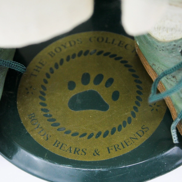 1998 LE Boyd's Yesterdays Child Molly Porcelain Doll by Jan Fuqua with Stand