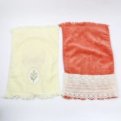 Lot of 2 Hand Towels in Yellow and Orange Martex & Avanti Brands. Pre-Owned