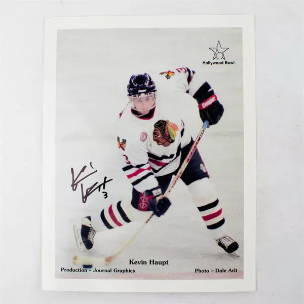 Lot of 2 Portland Winterhawks 8x10 Signed Photos Kevin Haupt & Shon Jones-Parry