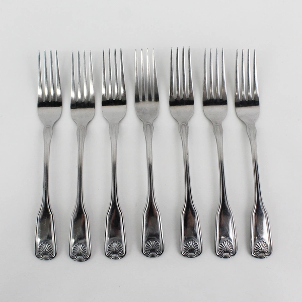 7 Reed & Barton Rebacraft Colonial Shell II Stainless Dinner Forks 2004 Korea