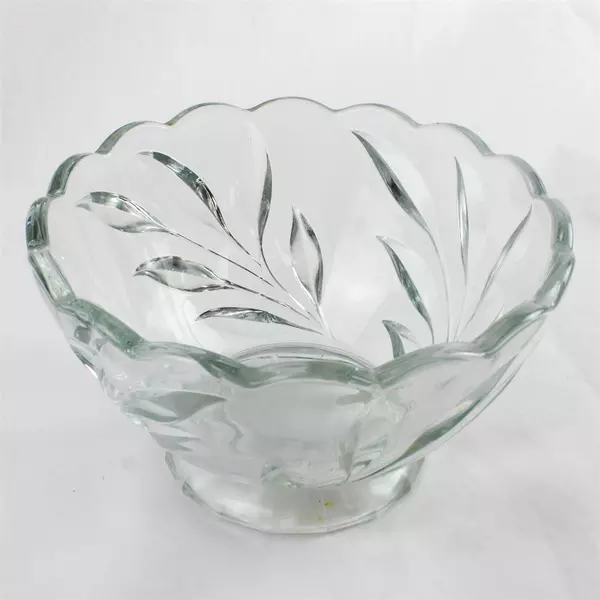 Vintage Indiana Glass Co. Clear Glass Bowl Oleander/Magnolia Pattern 9.5"