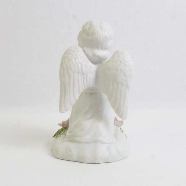 Enesco Porcelain Angel Figurine Praying On Its Knees Made In Mexico 4.25" Tall