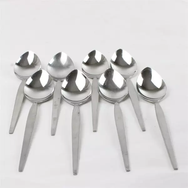 Set of 8 Oneida Satinique Stainless Oval Soup Spoons 7in