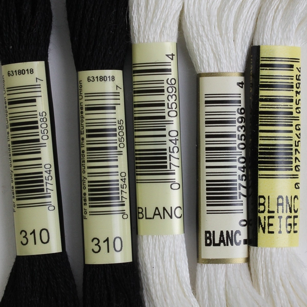 Lot of 6 Cotton Thread Pull Skein Black and White New