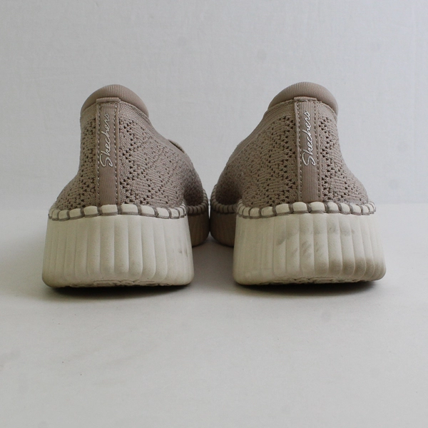 Skechers Solid Beige Pink Color Wilshire Blvd Slip On Shoes Womens Size 7.5