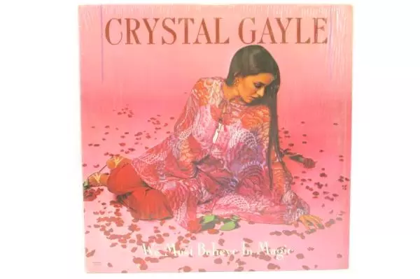 Crystal Gayle LP 33 RPM We Must Believe In Magic 1977 12in Vinyl Record