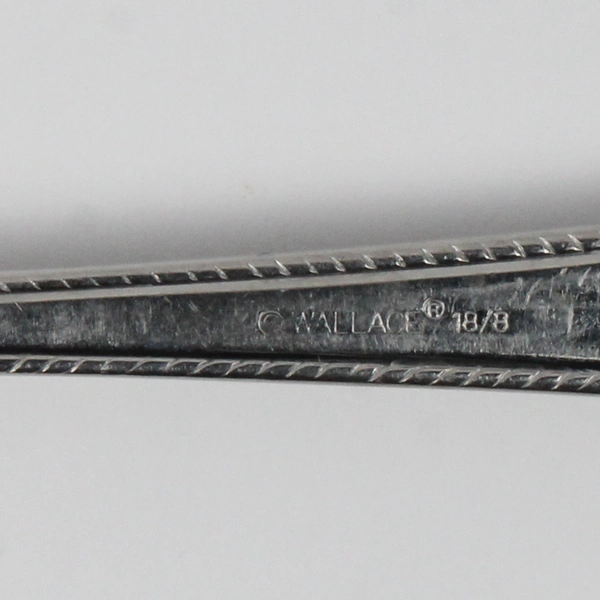 Wallace Silver Monarch Pattern Oval Bowl Soup Spoon 7.75" 18/8 Stainless